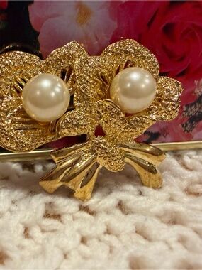 Gold Floral Pearl Statement Brooch